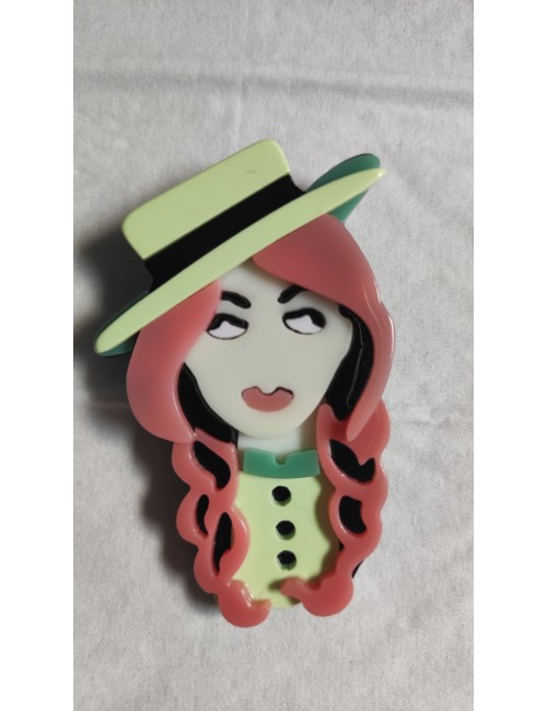 Broche visage- chapeau vert...